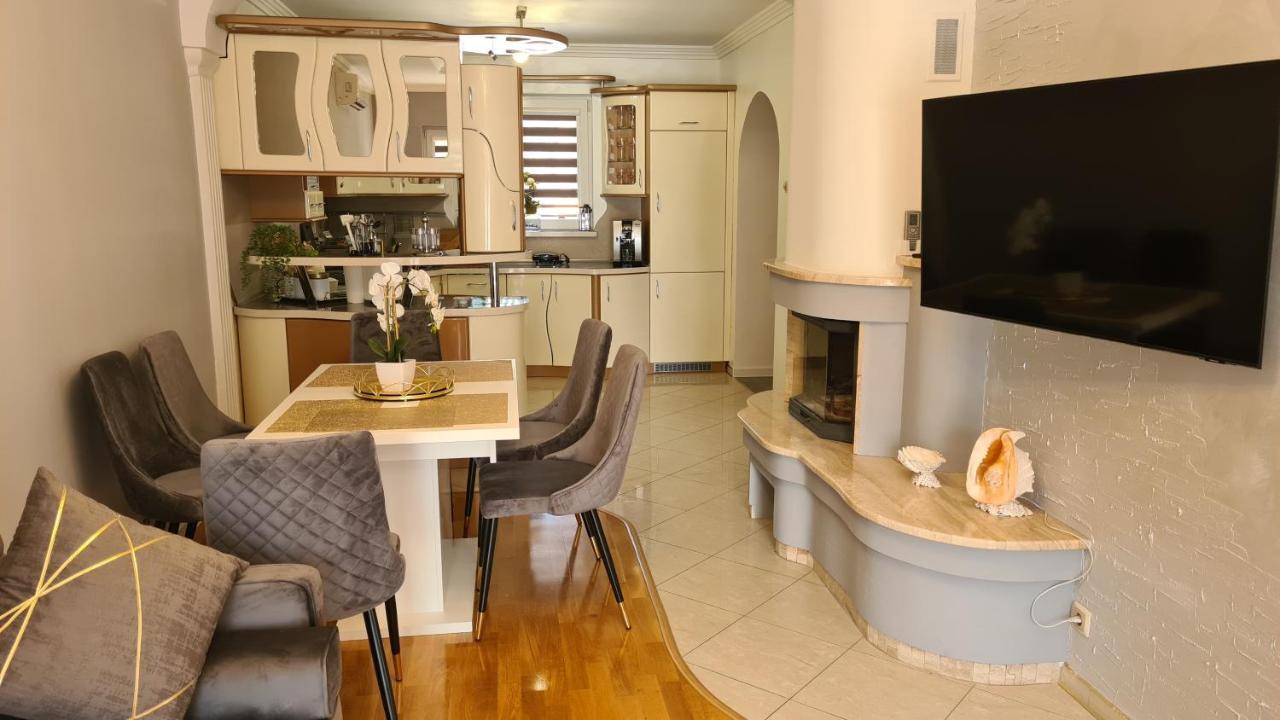 Apartament Deluxe 2 Oswiecim Dış mekan fotoğraf