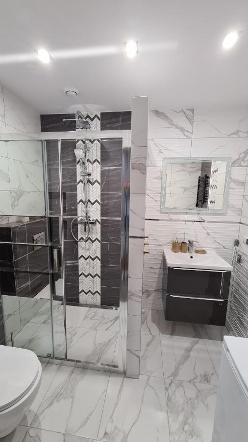 Apartament Deluxe 2 Oswiecim Dış mekan fotoğraf